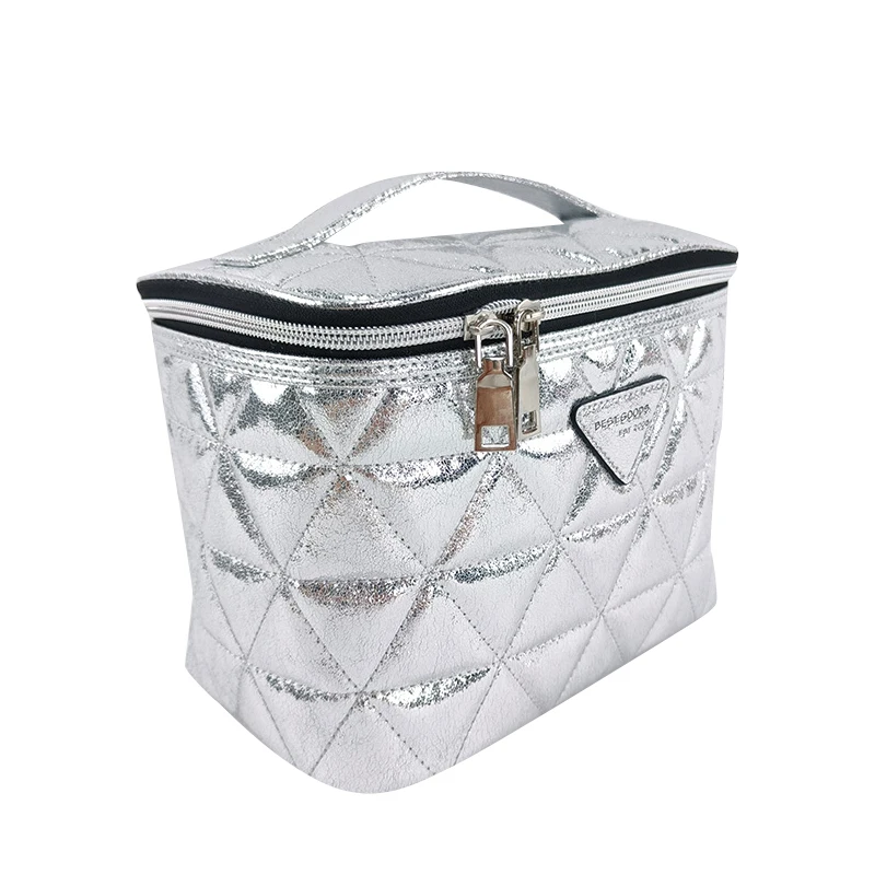 Luxurious Simple large Glisten Shiny metallic PU Silver travel hanging Beauty Product Storage cosmetic cases toiletry makeup bag