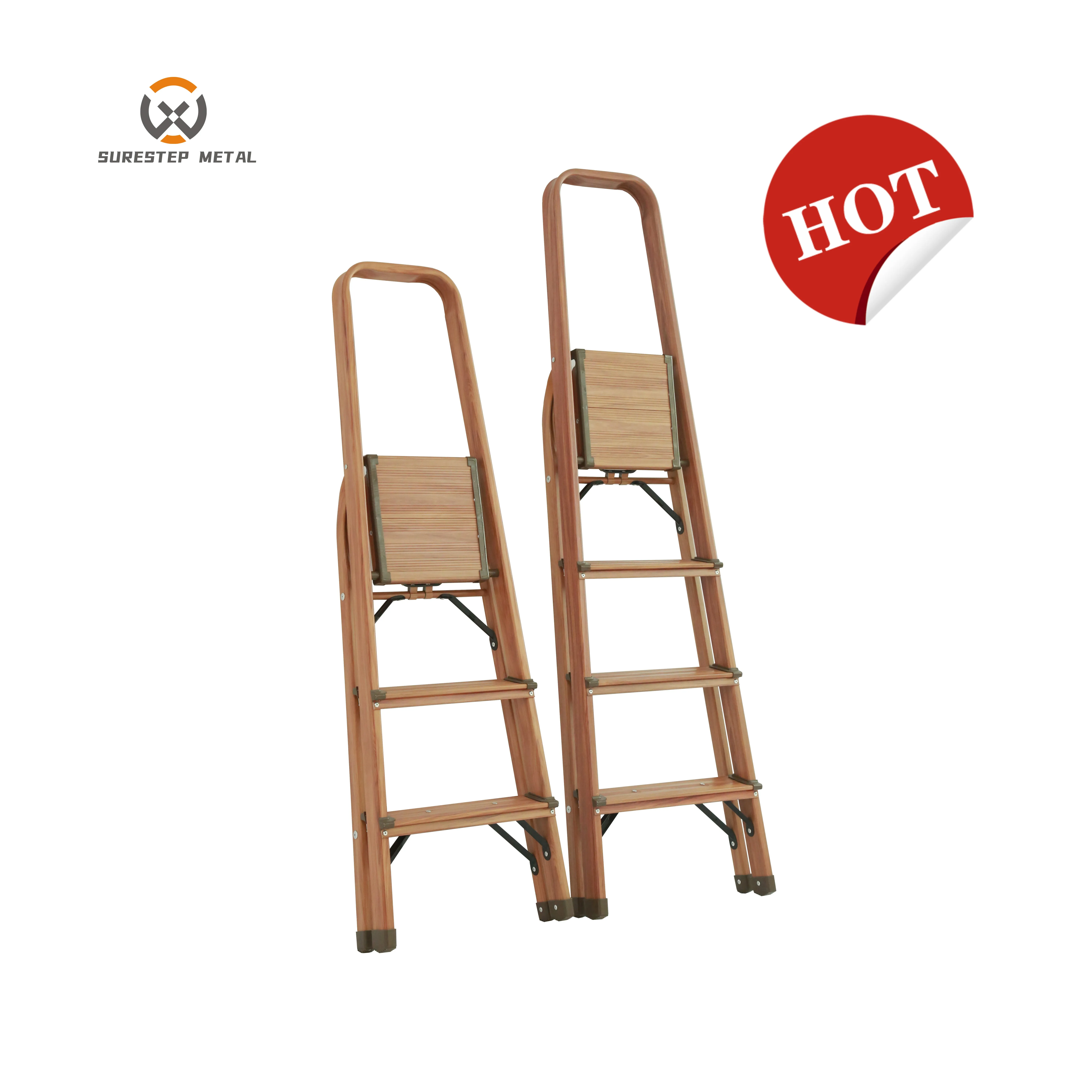 EN131 Two to Four Step 3 Step Foldable Ladder For Sale