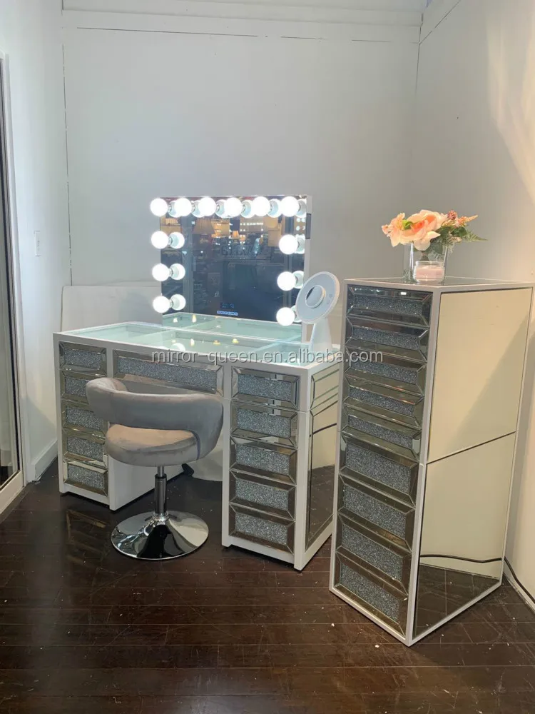 Hot Selling Makeup Vanity Set Mirrored Vanity Table Bedroom Dressing With Diamond Crystal With Hollywood lighted Makeup Mirror
