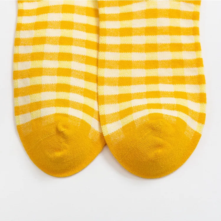 Woman Combed Cotton Printed Free Size Middle Tube Crew Socks Custom Logo