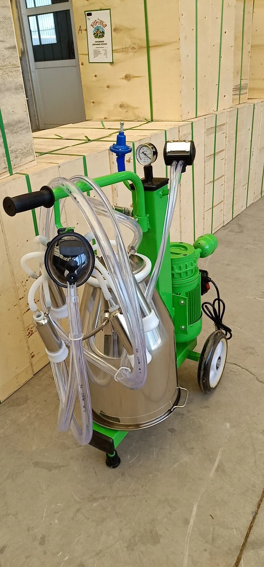 goat and cow cluster portable electric non oil vacuum pump single SS304 25L buckets/tank milking machine