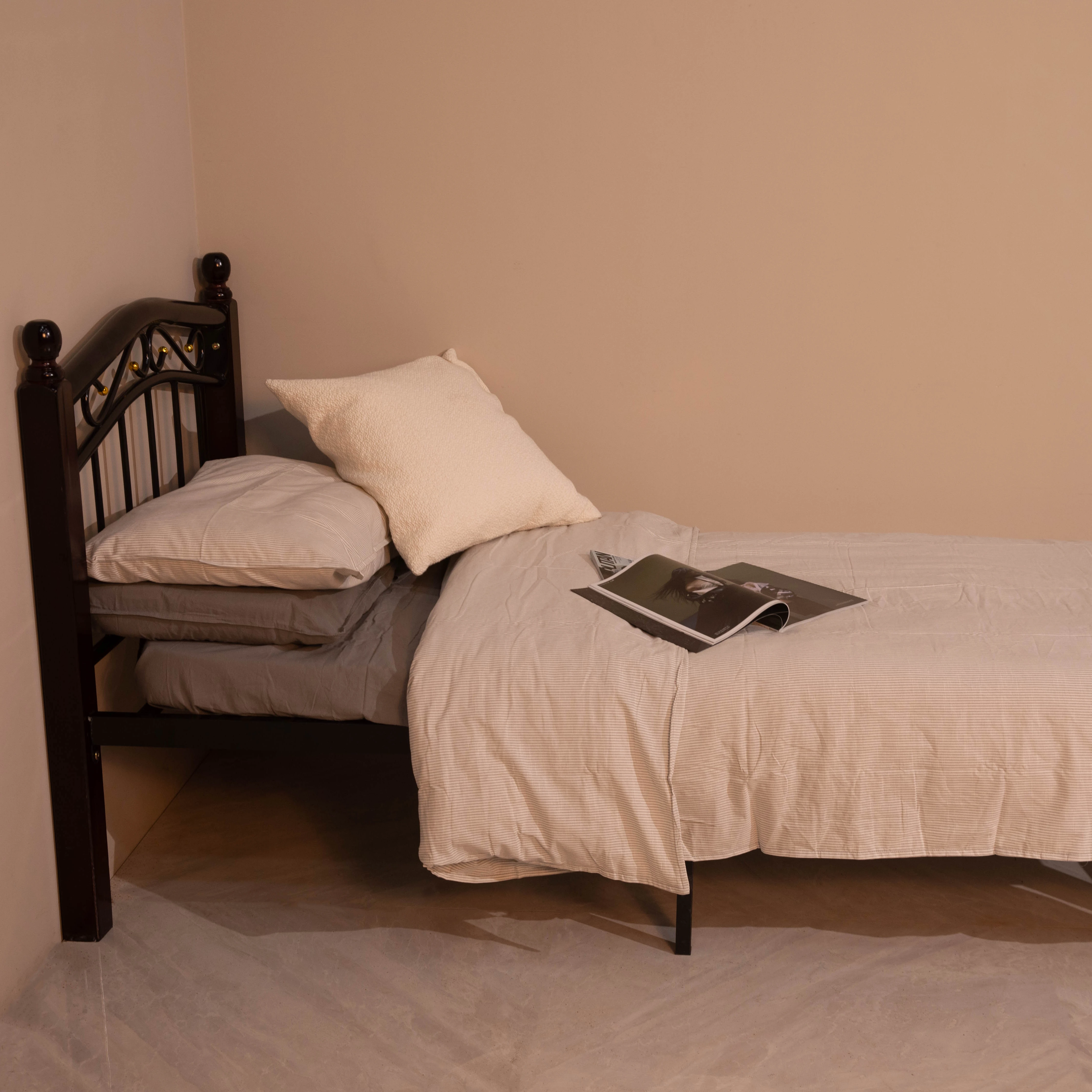 
Wholesale factory direct sale customized home furniture heavy duty steel metal single bed 