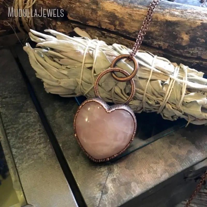NM35254 Heart Stone Pendant Soldered Rose Quartz Crystal Heart Necklace Copper Plated Jewelry Valentines Day Gift