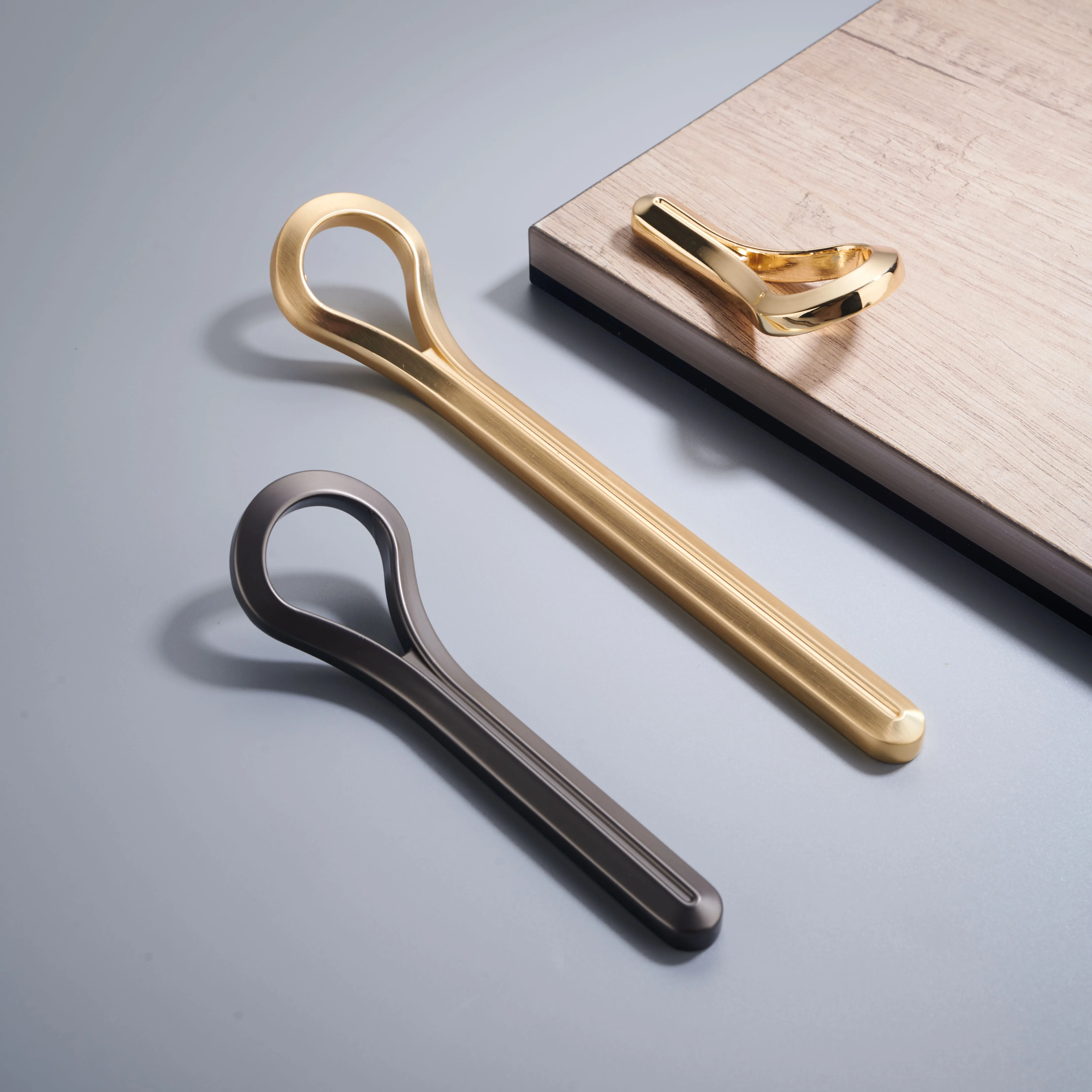 AKADA New Design Drawer Bronze Pull Knob Wardrobe Bathroom Cupboard Door Furniture Cabinet Handle