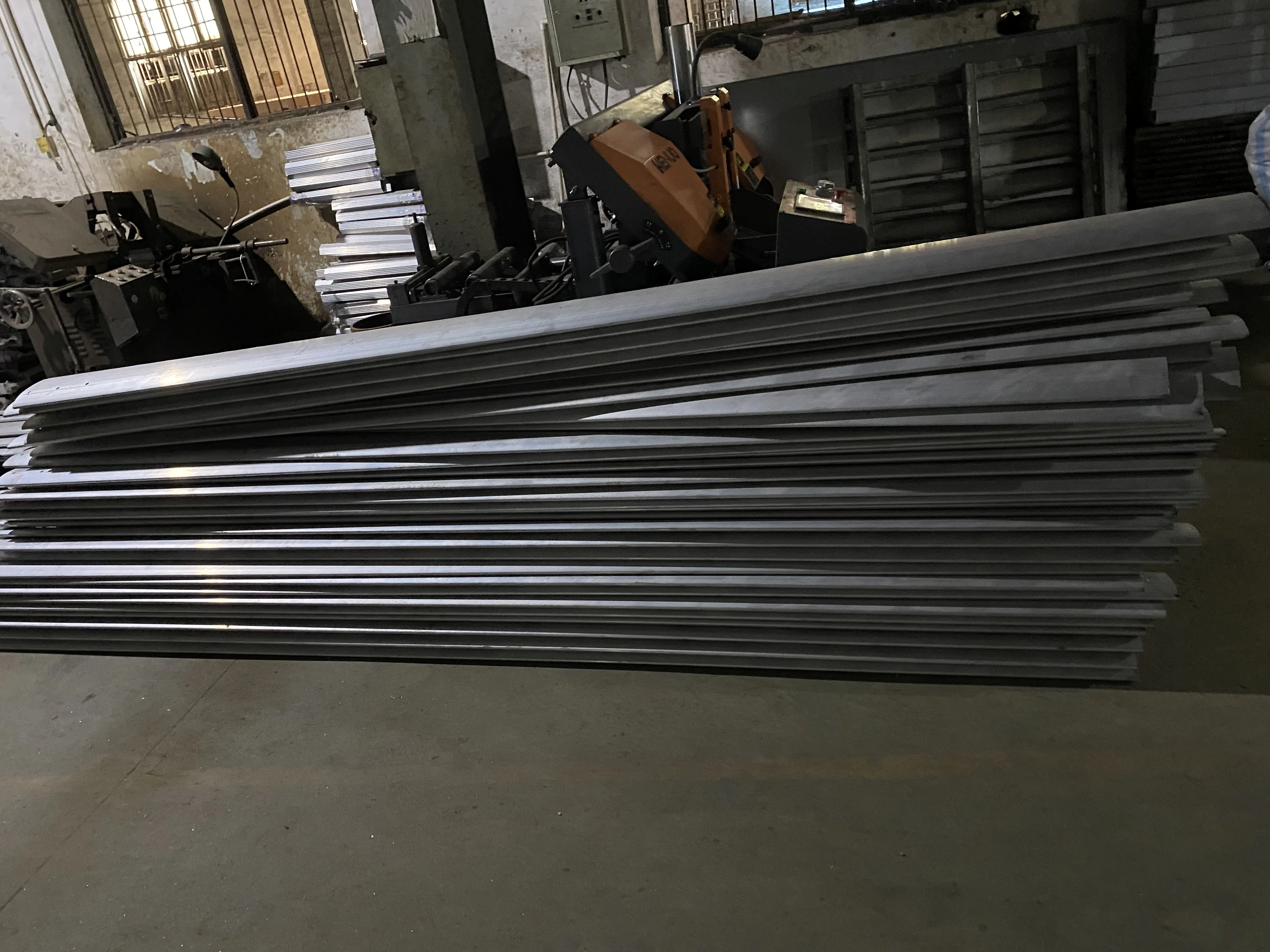 
3 generations of 7.3m 24 feet large permanent magnet gearless industrial ceiling fans for factory 