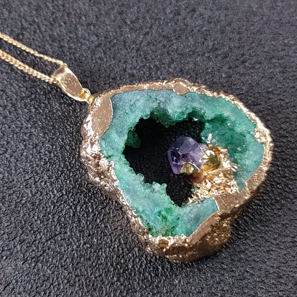 Wholesale cheap high quality Gemstone Agate  Crystal Cave Crystal Pendant