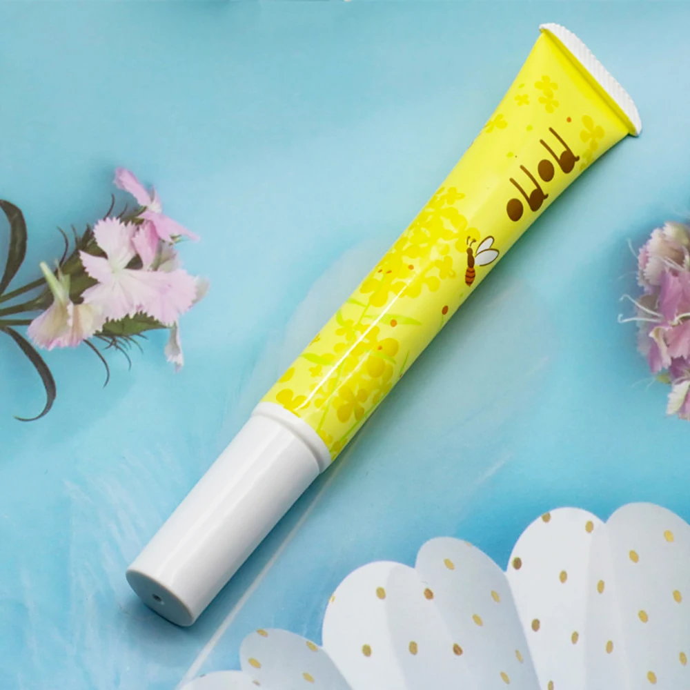 Empty Plastic Chapstick Tubes Lip Balm Containers Yellow Soft Sponge Applicator Lip Gloss Squeeze Tube