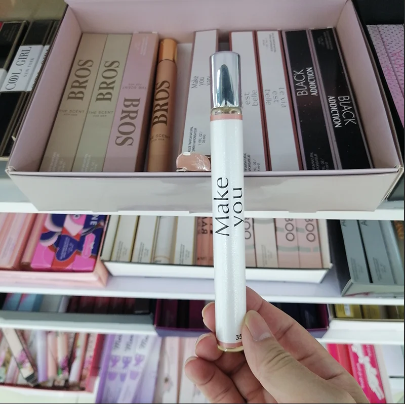 New Arrival Long-lasting Small and Portable Flower Flavor 35ml Women Perfume Gift Set