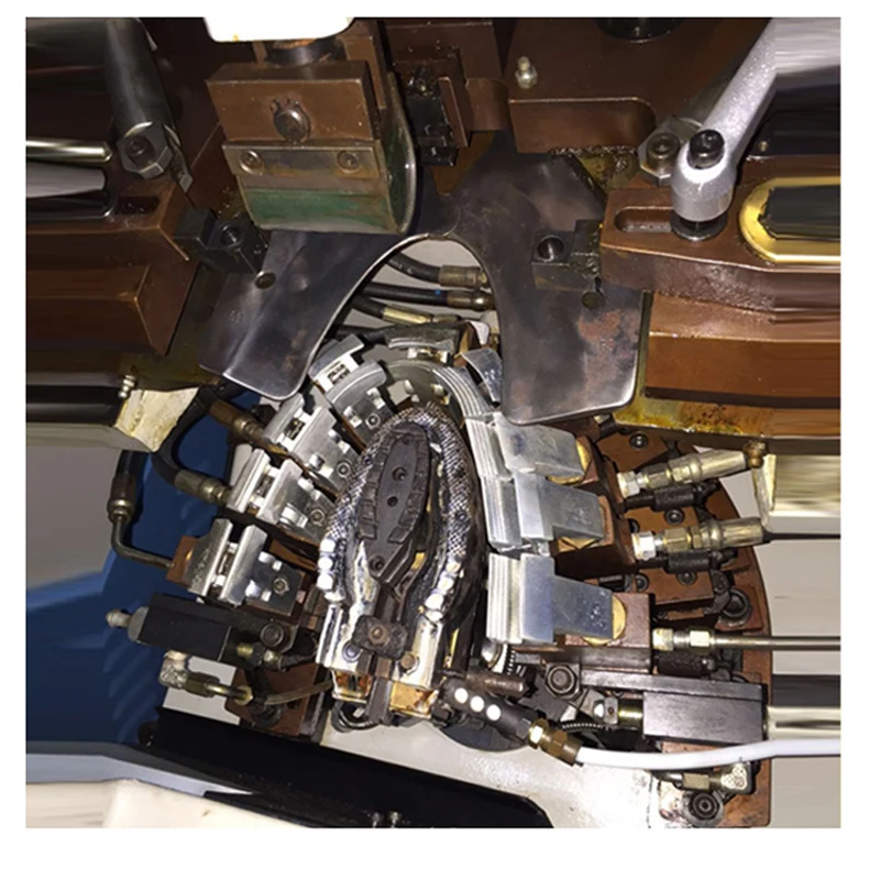 Chenfeng automatic glue toe lasting cementing machine 9 pincers CF737MA Shoe making machine with good quality and working well