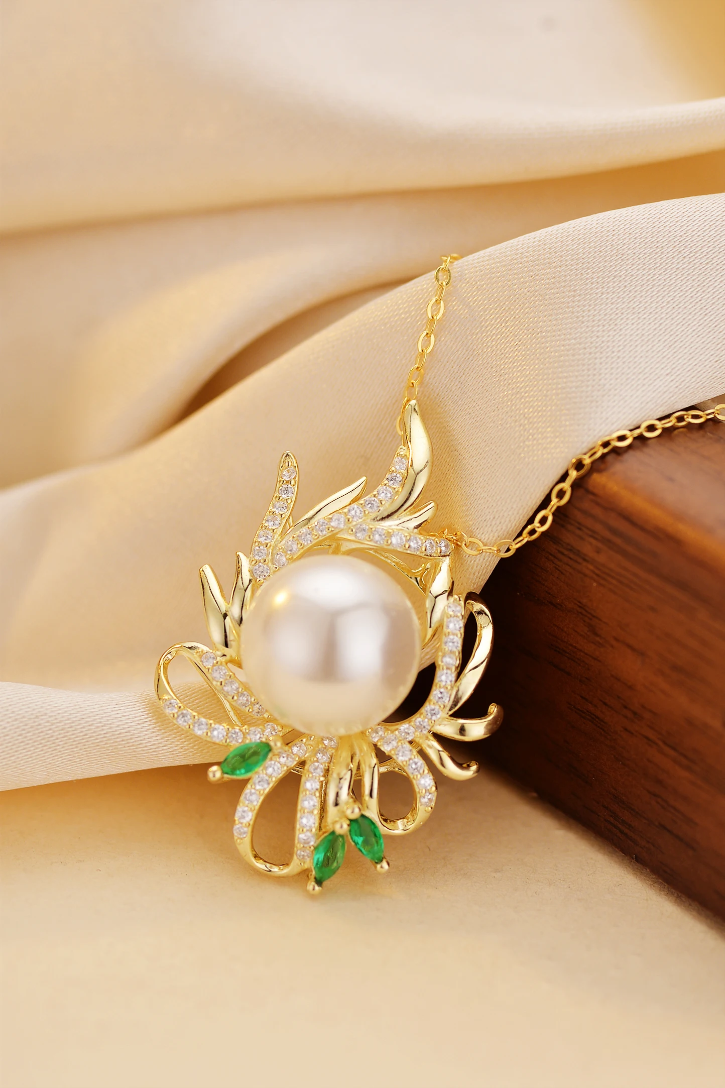 Natural Freshwater Pearl Necklace with Gold Vermeil Sunflower Horse Eye Zircon Fine Pendants & Charms
