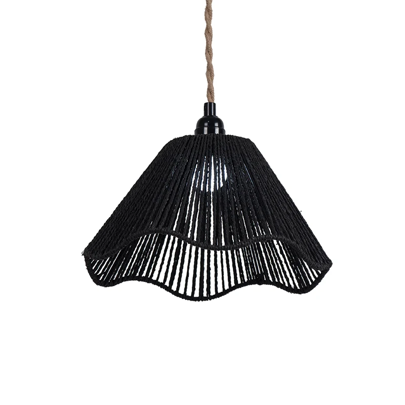 Ретро соломенная люстра в китайском ресторане