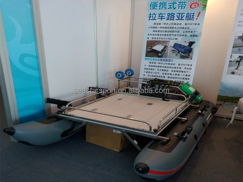 small pontoon boat 2.jpg