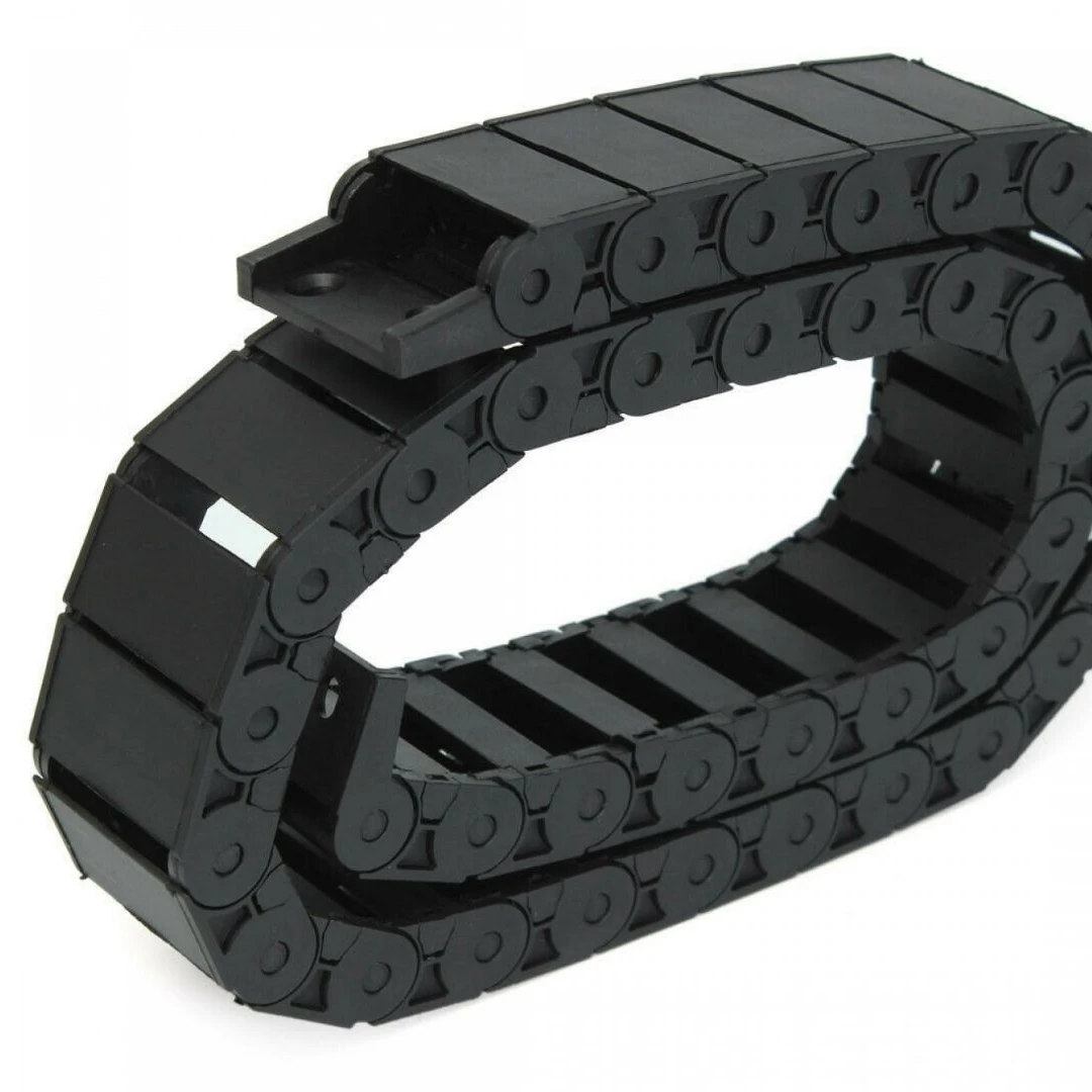 Производители поставляют детали для станков с внутренним отверстием мостового типа инженерные пластиковые тяговые цепи