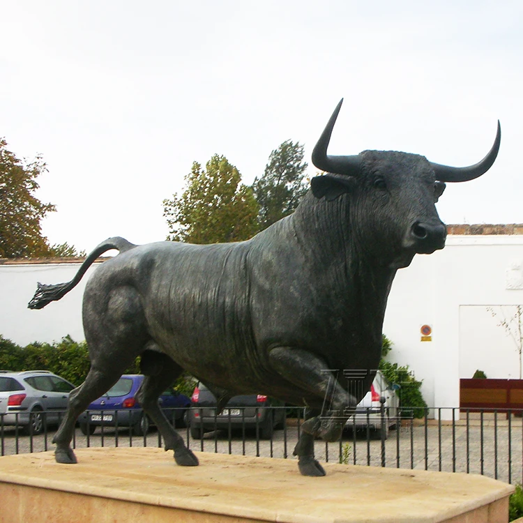 Hot Cast Menthod Large Brass Bull Statue