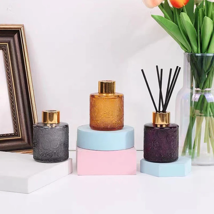 Wholesale 100ml Different Color Painted Cylinder Embossed Reed Diffuser Bottle for Fragrance Aroma