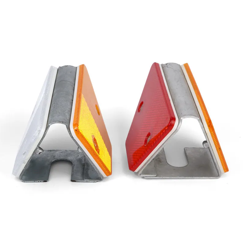 Road Safety Signs Barrier Highway Guardrail Used High Reflective And Self Luminous Road Delineator Reflector