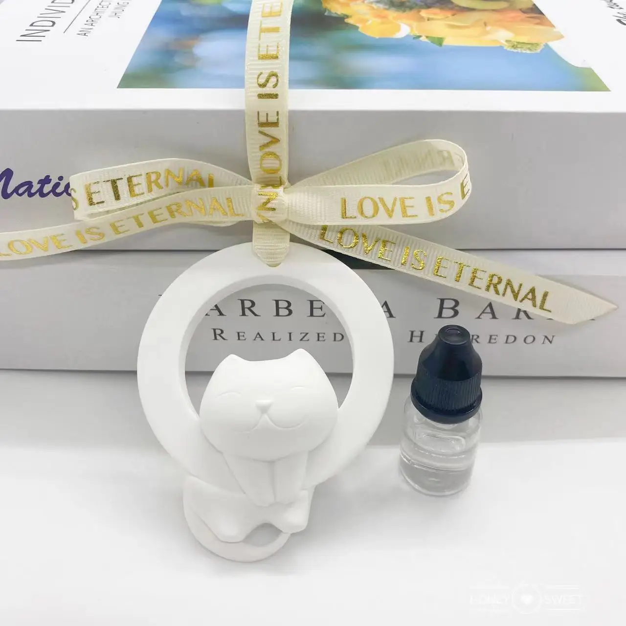 Factory good sales Ceramic Aroma Stone scent stone paper custom air freshener dispenser