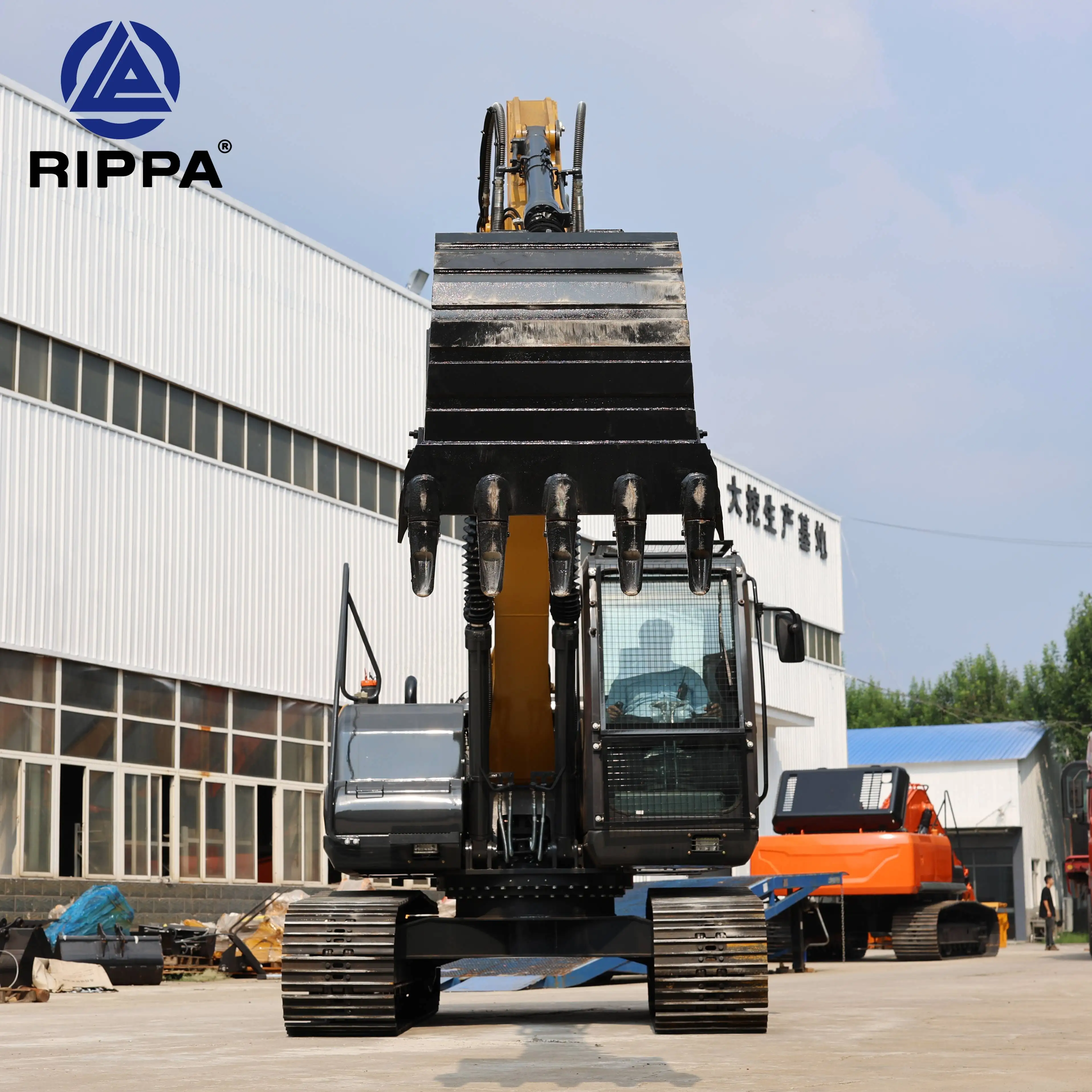 Rippa R150 15 тонн гусеничный экскаватор