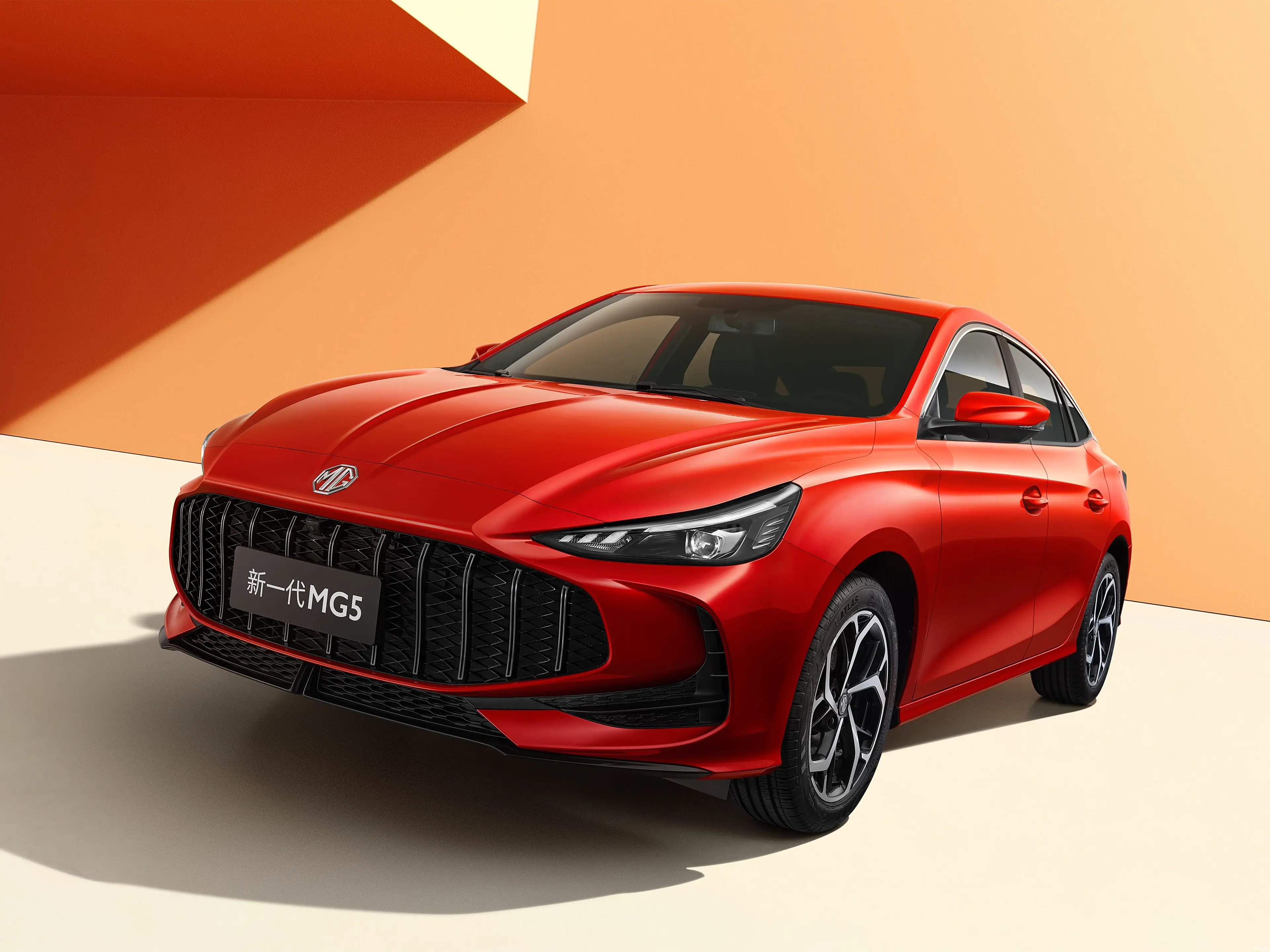 2023 MG5 модель 300TGI DCT бензиновый автомобиль высокоскоростной 181ps новый дизайн седан