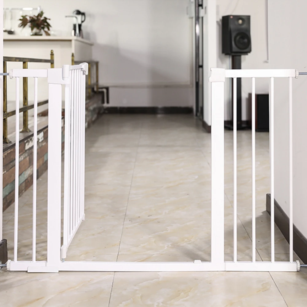 White Safety Baby Gate Easy Installation Durable Metal Child Stair