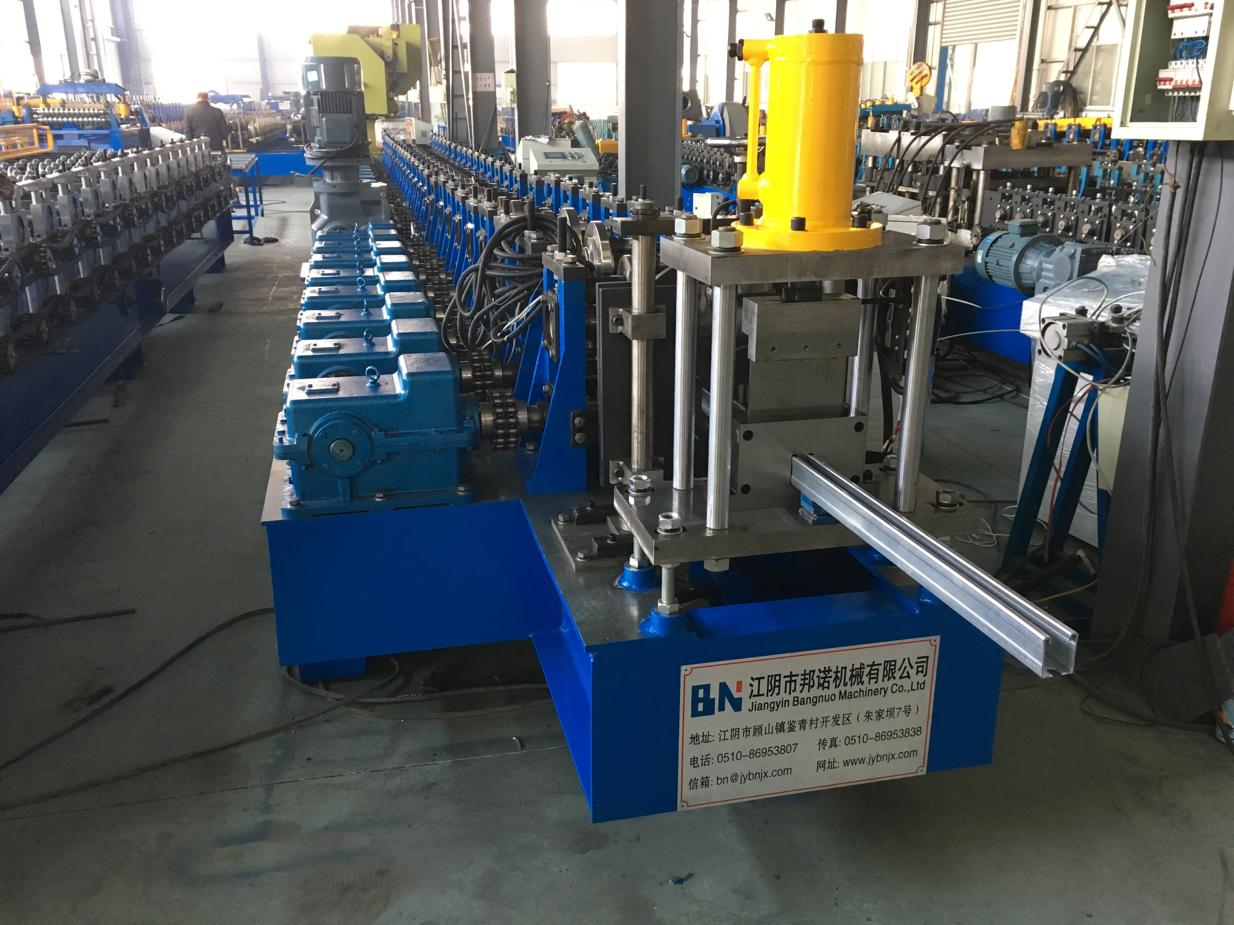 Hot sale C Channel Solar Strut Photovoltaic Stent Solar Bracket Photovoltaic Stent Roll Forming Machine
