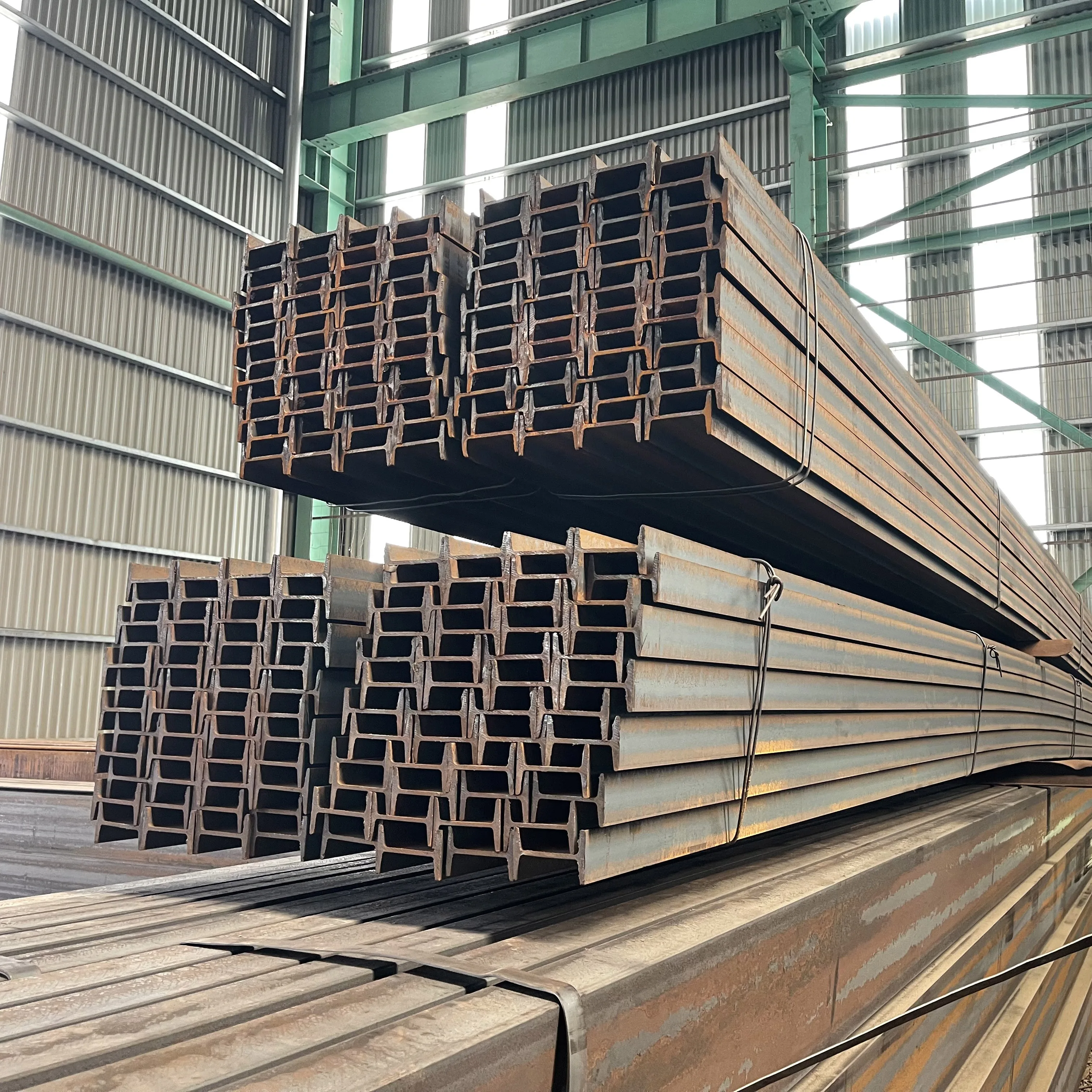 ASTM A36 Hot Rolled Carbon steel H Beam I Beam Universal Beam Structural Steel