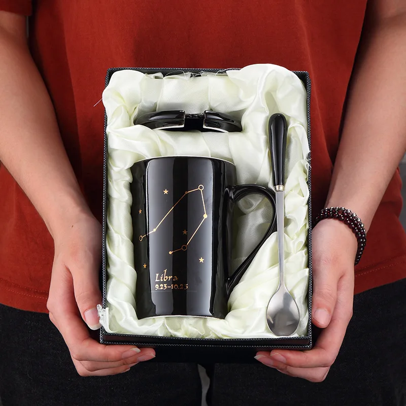 12 Constellations Creative Ceramic Mugs with Spoon Lid Black and Gold Porcelain Zodiac Milk Coffee Cup