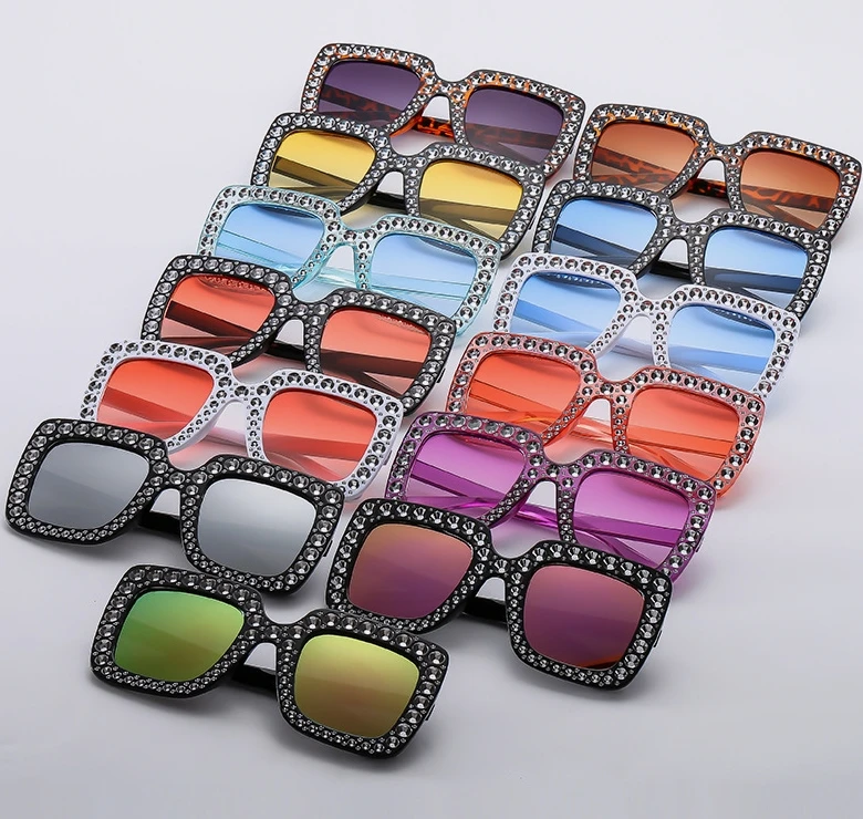 Custom Logo 2024 Fashion Trendy Many Colors Diamond Sun Shades Vintage Frame Square Diamond Polarized Sun Glasses Party Glasses