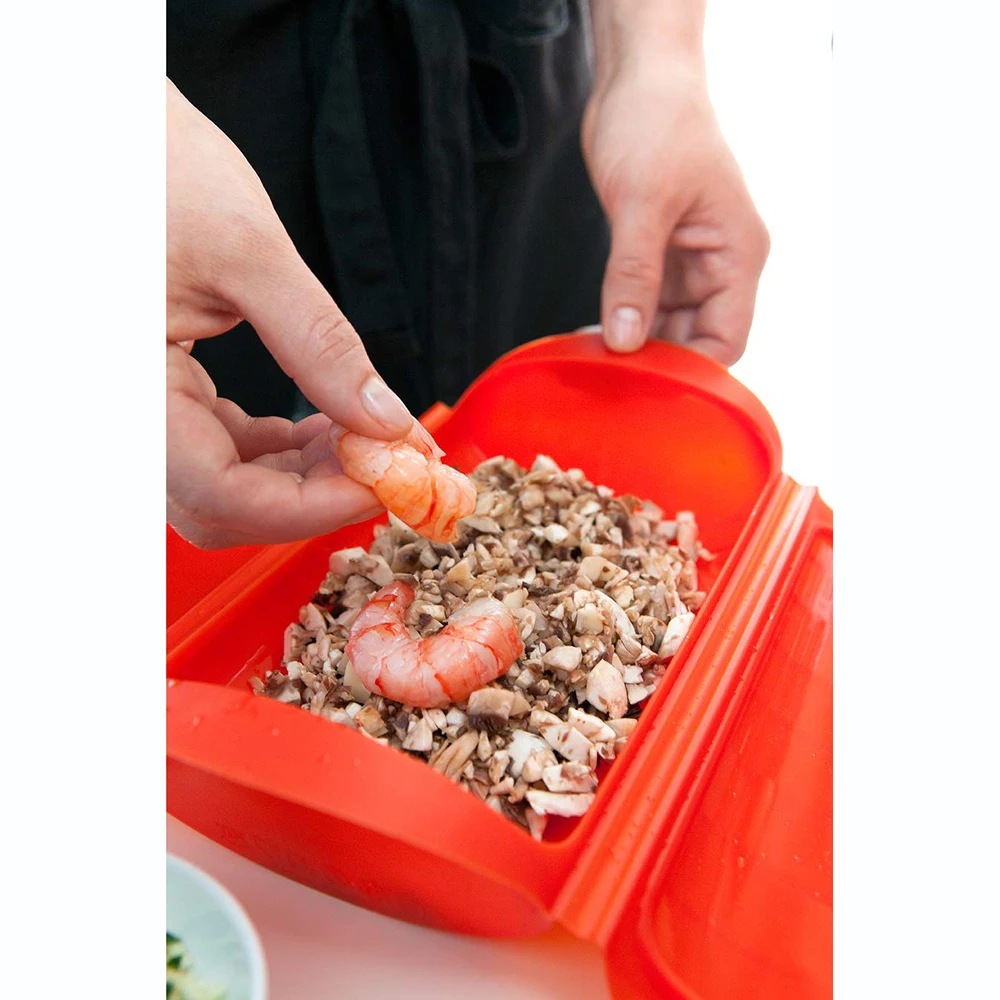 Amazon Hot Professional Cooking Tools Custom Food Fruit Vegetable Basket Microwave Silicone Steam Case With Draining Tray