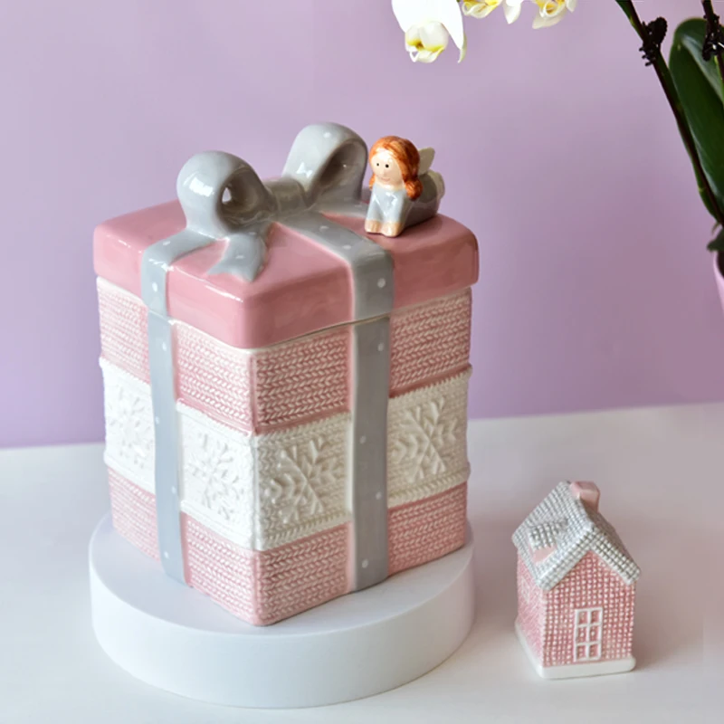 OEM various choice hand painting gift box shape wedding style ceramic jar