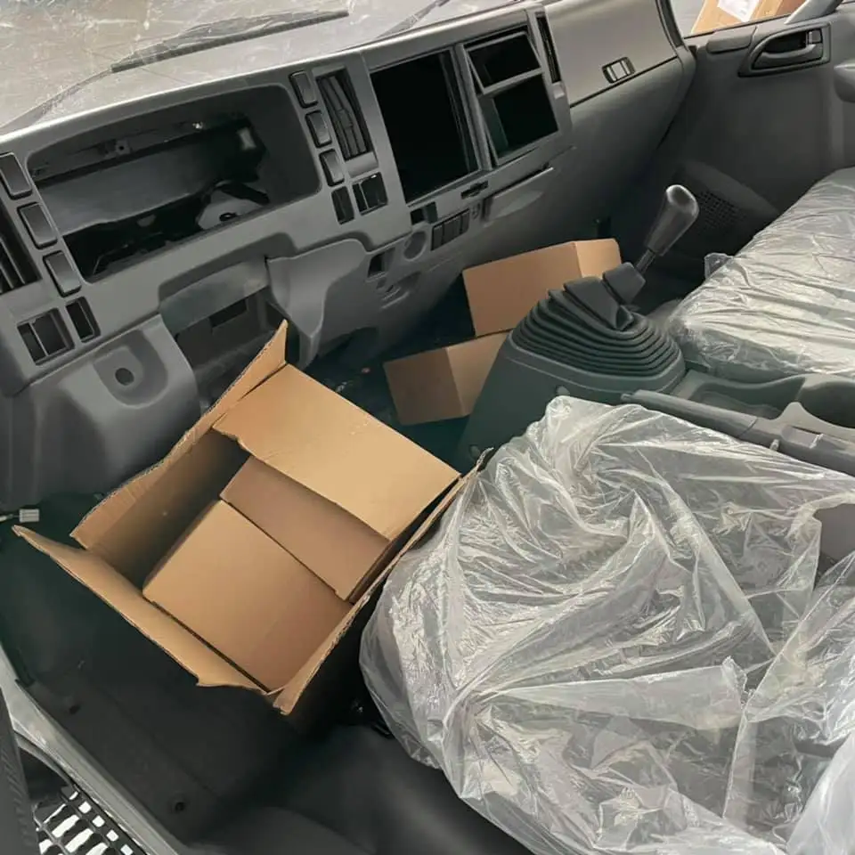 Isuzu truck cabin for ISUZU NPR 2010 700p  cabin assembly