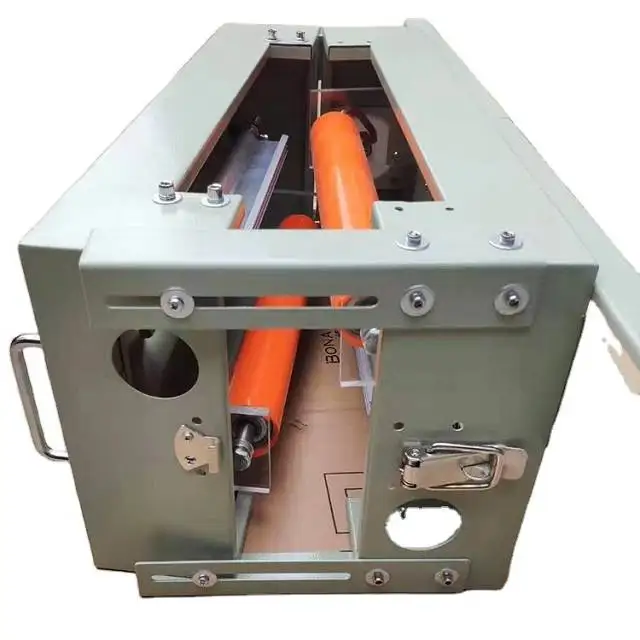 Специальный коронавирующий процессор Kw350 для добавления адгезии к металлической пленке для обработки поверхности электрического воздуховода