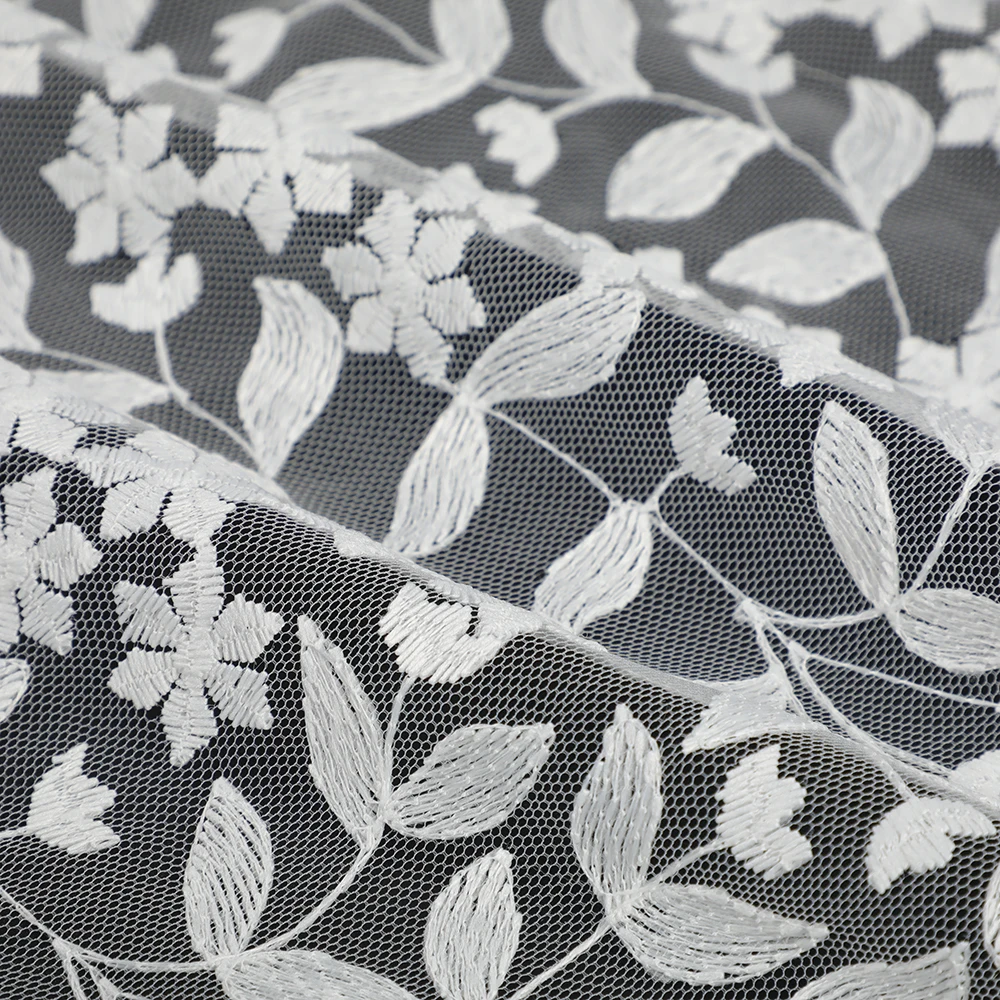 TikTok Hot-Selling Sweet Country Style White Floral Embroidered with Cotton Thread on Mesh Lace Fabric
