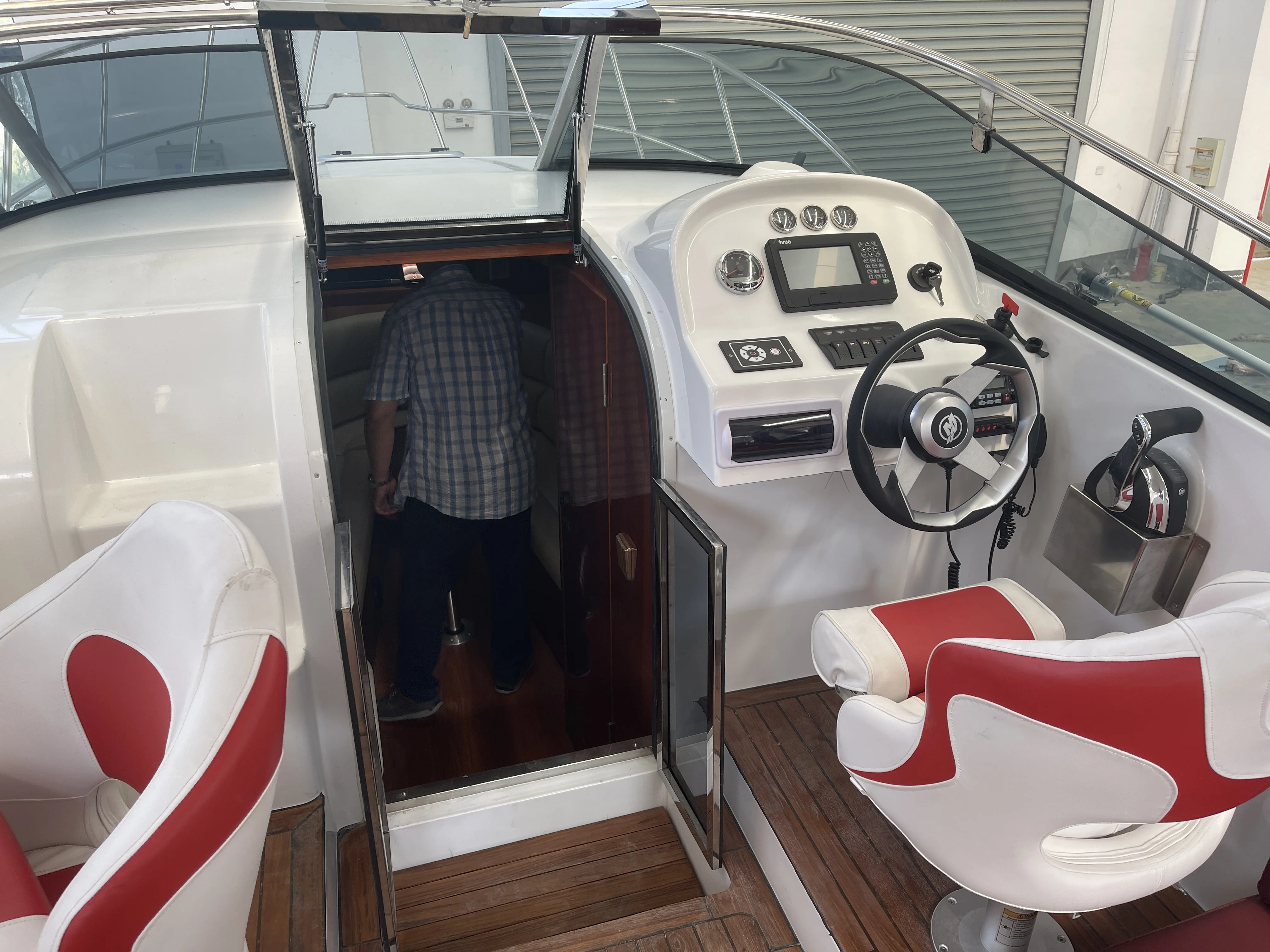 Cheaper Yacht Motor Boat 33H