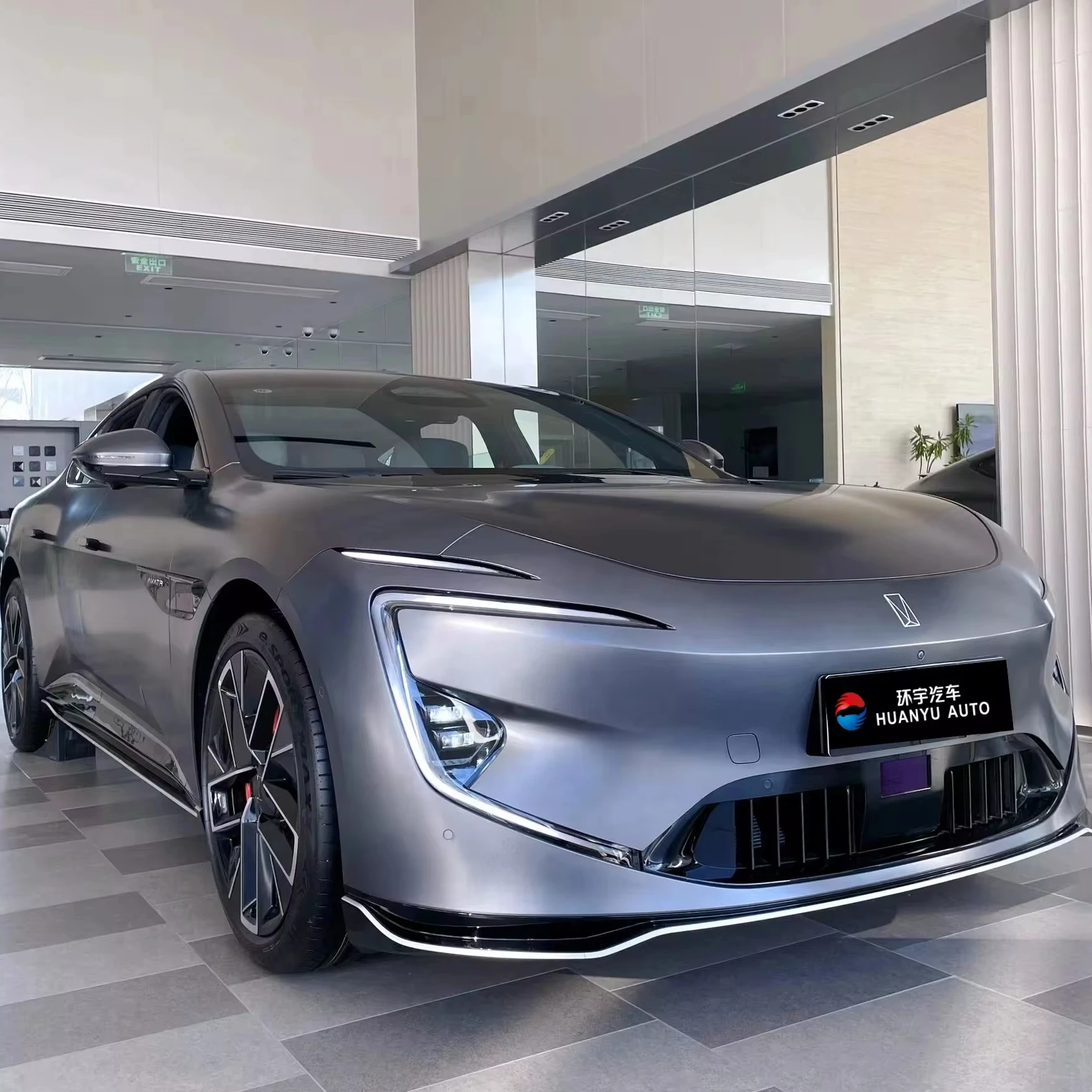 Long Range Avatr 12 Ev 2024 4wd Smart Luxury Electric Car Car 4-door 5-seater Sedan Wholesale Avatr 12