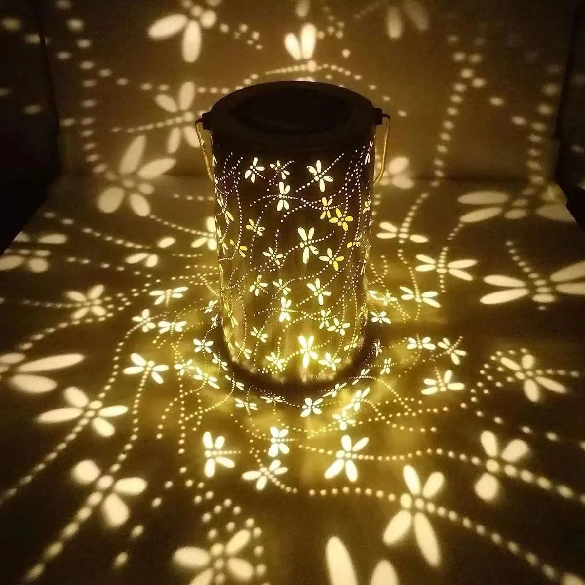 4 in 1 Led Solar Leaf Dragonfly Butterfly Flower Projector Hang Night Light Courtyard Lantern Outdoor Table Portable Wind Light