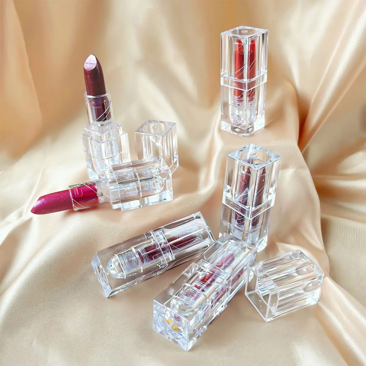 Halloween Party Diamond Lipstick Shiny Metal Matte Long Lasting Waterproof Non stick Cup Halloween Lipstick Private Label