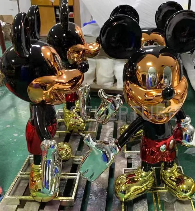 Popular cartoon mice outdoor statue theme amusement park playground prop display anime sculpture