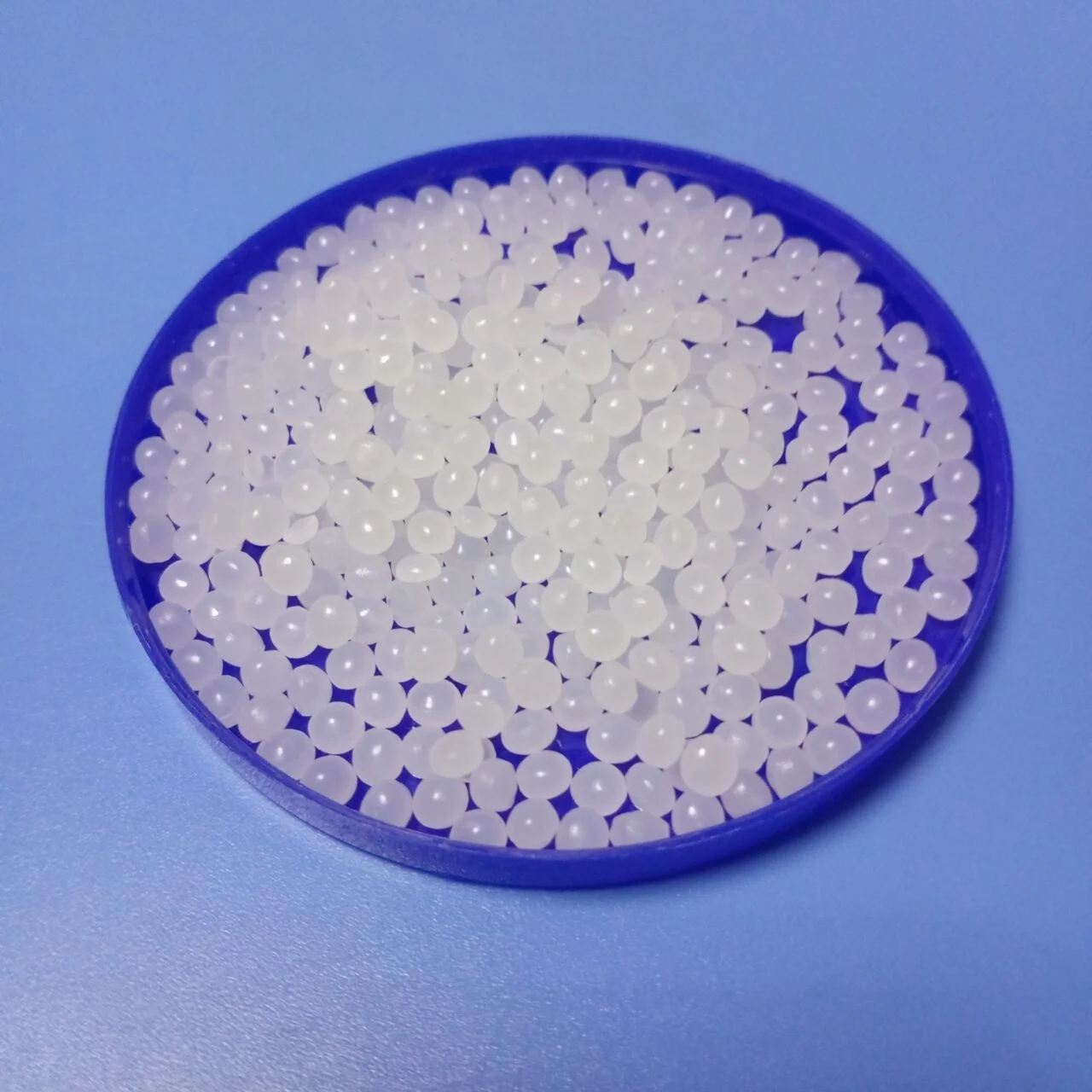 Polypropylene reinforced flame-retardant plastic particles PP 1500 Meltblown Non Woven Plastic Granules