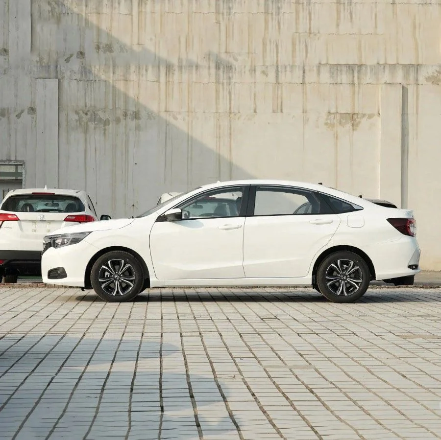 Подержанные автомобили Geely 5 мест Дешевые 2023 Geely Binyue phev внедорожник Новый энергетический автомобиль Gili Binyue левая рука 1,5 турбо 177HP Подержанный автомобиль