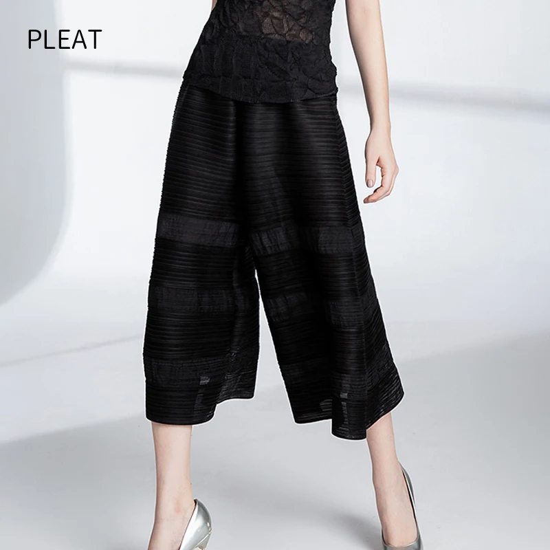 Issey Miyake Pleated ladies fashion casual elastic belt seven minutes Wide Leg Pants
