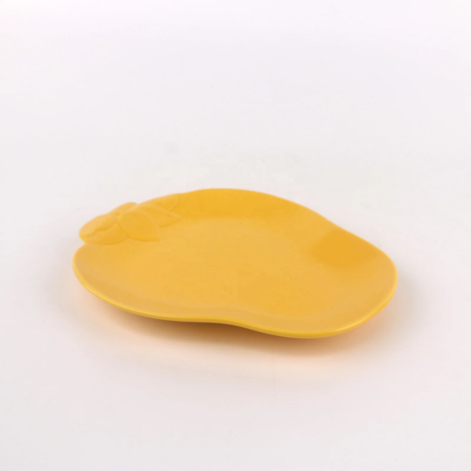 
Hot Sale New Fruit Design Color Strawberries Ceramic 8