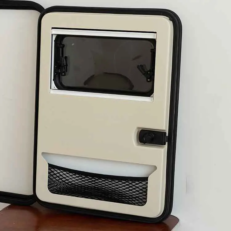 Небольшая дорожная дверь трейлера с откидным окном