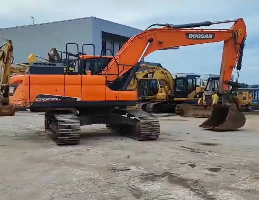 Used DX235LC-5  Excavator Original Korea 23Ton  Excavation Machinery DX235 Crawler moving type excavator For sale