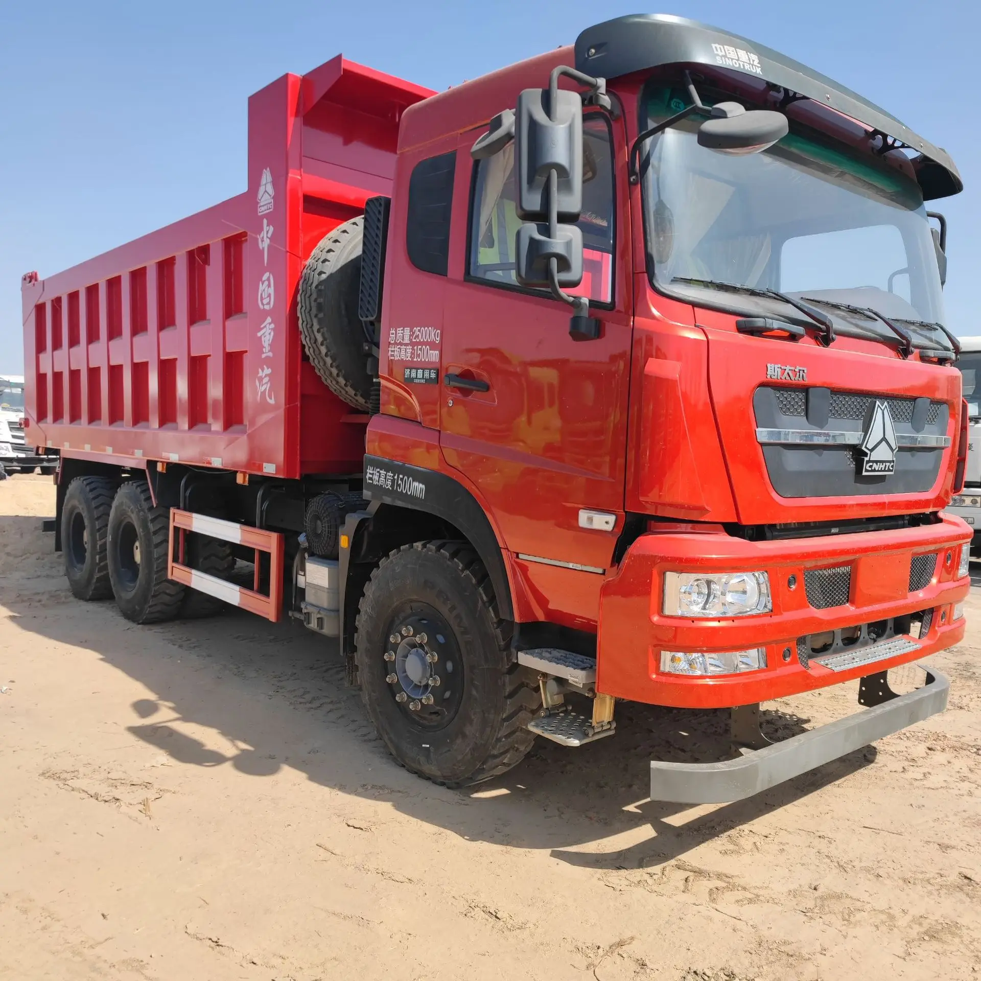Howo Truck Tipper New Or Used 6x4 8x4 Sinotruck Dump Truck In Good Condition