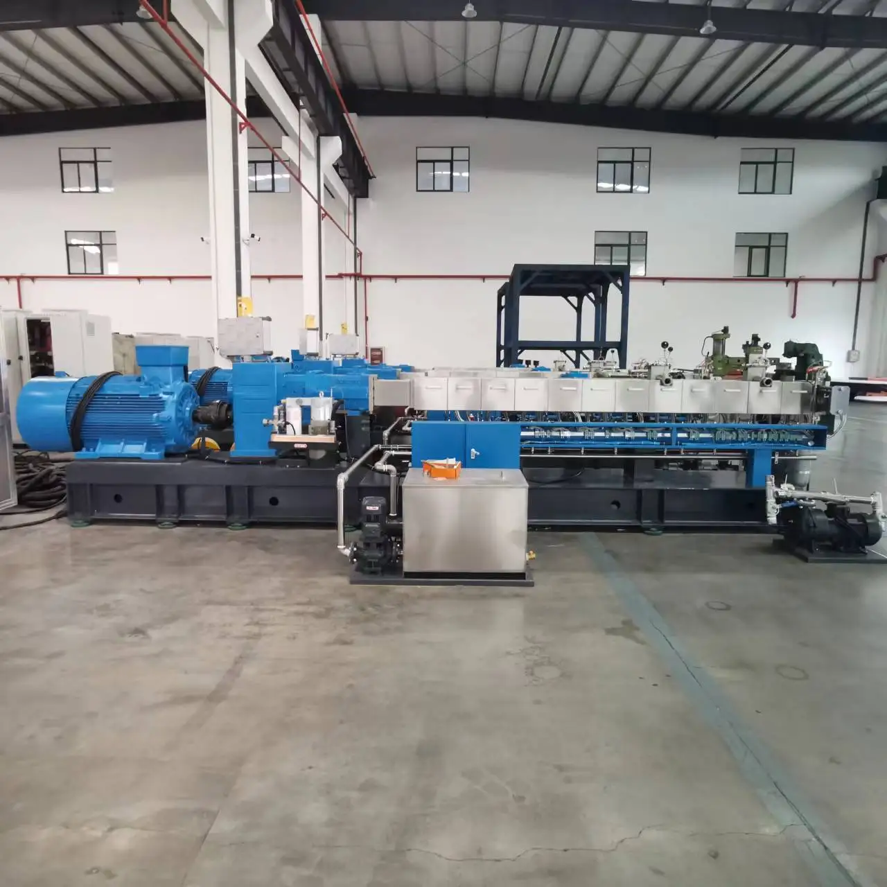 Compound Plastic Blending Pellet Making Machine Twin Screw Extruder