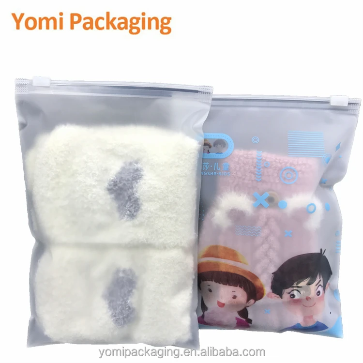 Printed Logo Resealable Poly Pe Clothing T-Shirts Bag Custom Frosted Zipper Plastic Packaging Zip Lock Bag For Clothes