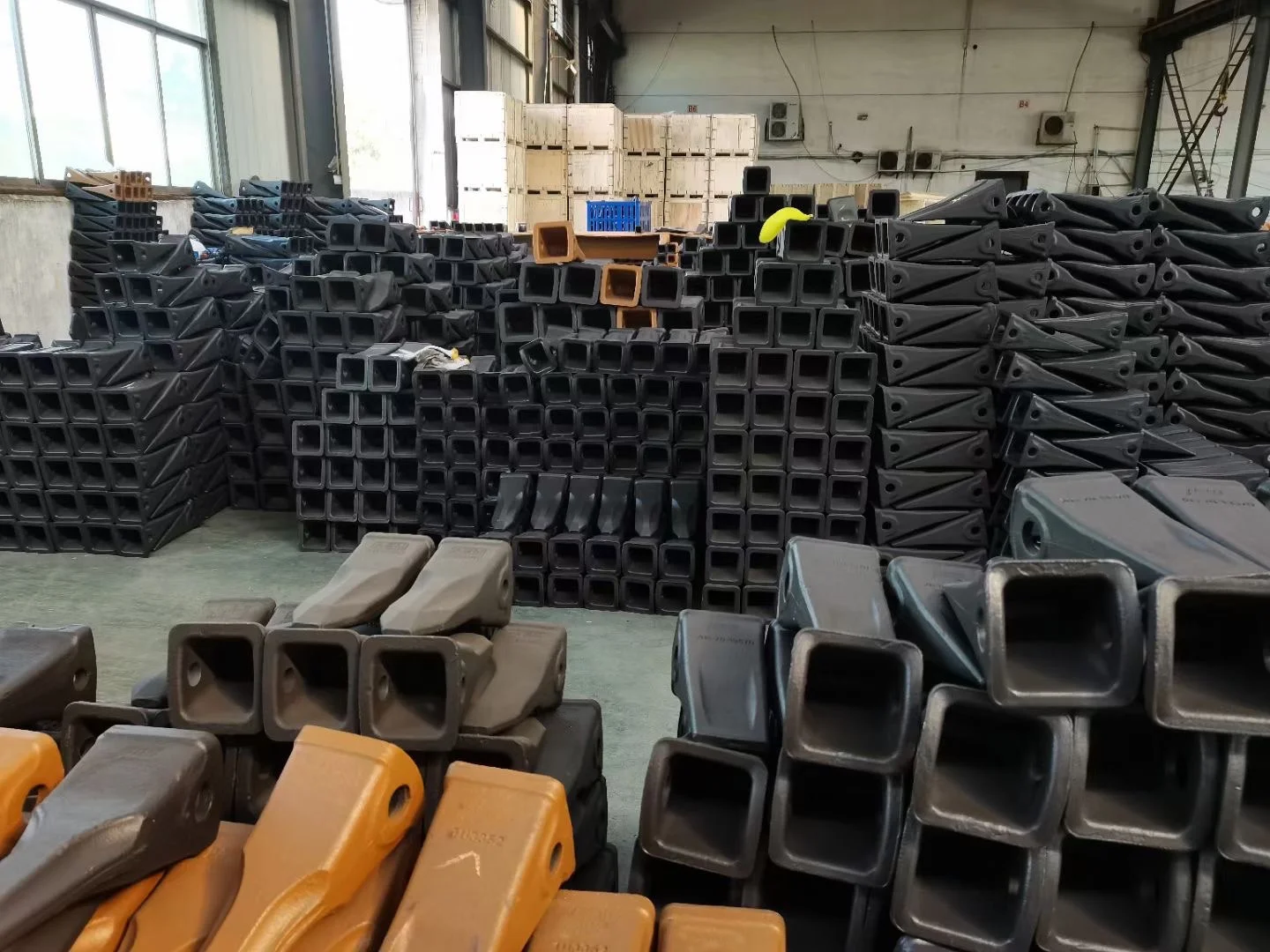 Bonovo Excavator Tooth Point J220 Tips and Adapters Dipper Ripper Bucket Teeth 6Y3222RC for Sale