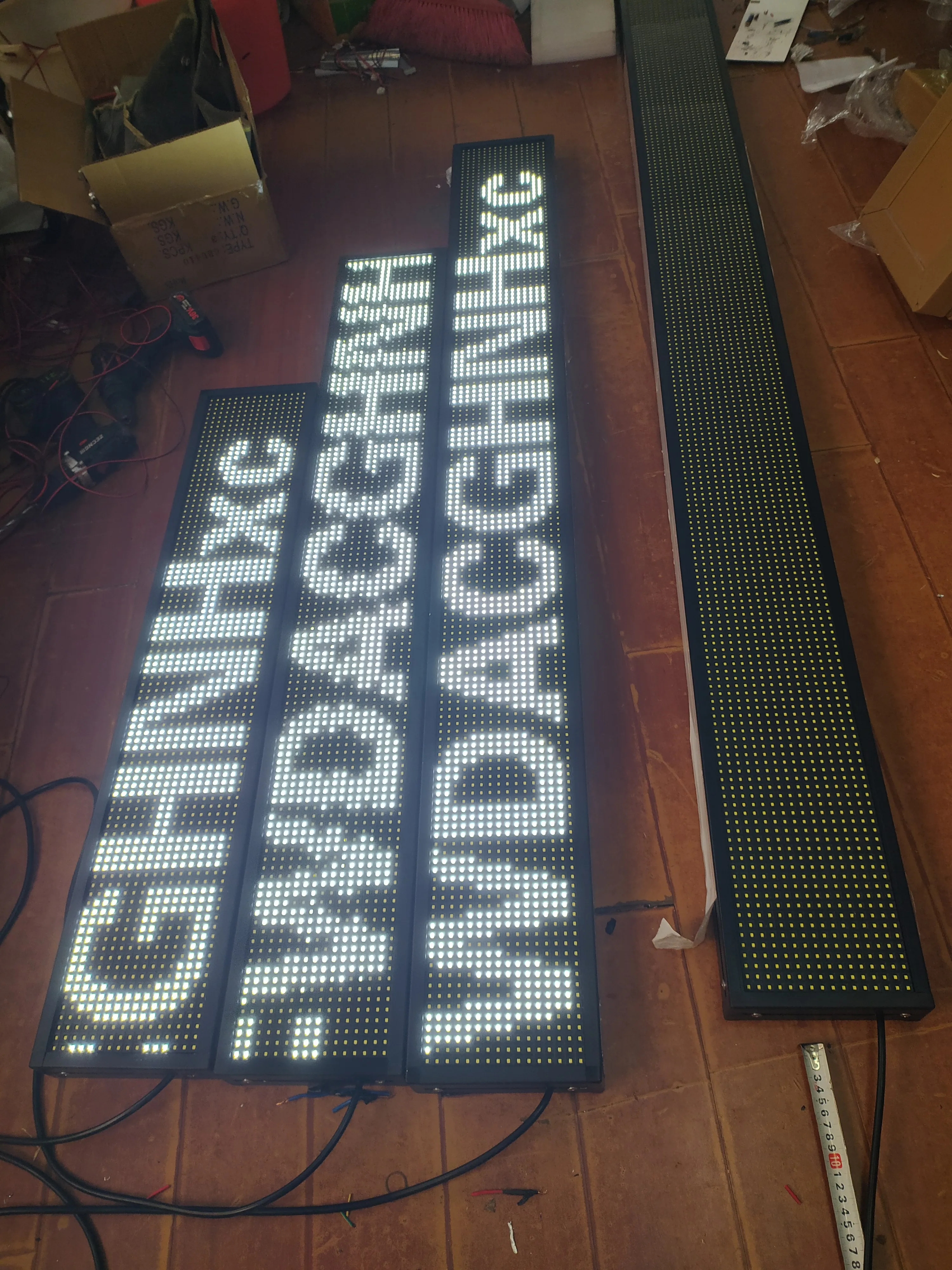 P10 White Digital Led Message Display Board Programmable Led Sign 40 x 15inch Led Scrolling Sign