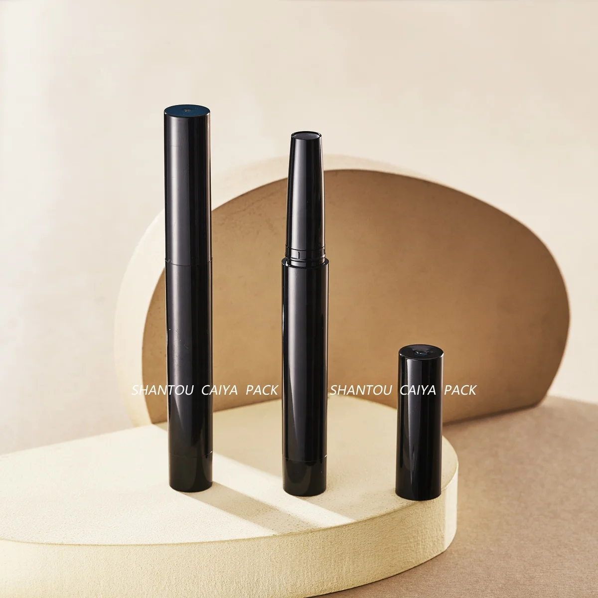 CAIYA Round Pencil Shape Empty Shiny Black Cosmetic Lip Plumper Concealer Stick Tube Thin Lip Pen Packaging Slim Lipstick Tubes